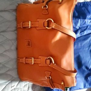 NEW NEVER USED DOONEY & BOURKE PURSE.